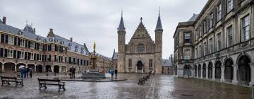 Prodemos geeft rondleidingen in het politieke hart van nederland. Binnenhof Ridderzaal En Tweede Kamer In Den Haag Denhaag Nu
