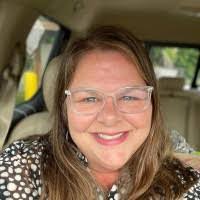 Karen Secrest's Instagram, Twitter & Facebook