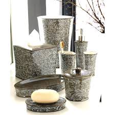 Collection by alicia davis rossiter • last updated 6 weeks ago. Best Damask Essentials Rustic Copper Croscill Lavender Minnie Satin Diy Navy Blue Stand H Badezimmer Zubehor Set Badezimmer Zubehor Rustikales Badezimmer Dekor