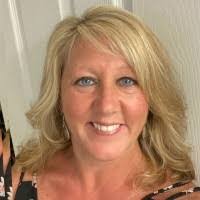 Kendra Locke's Instagram, Twitter & Facebook