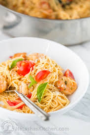 Spaghetti With Shrimp In A Creamy Tomato Sauce Excellent 30 Minute Meal Natashaskitchen Creamy Tomato Sauce Pasta Recipes Tasty Dishes