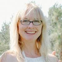 Alicia Kaye's Instagram, Twitter & Facebook