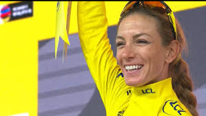 👑The king of the 1km TT @JeffreyHoogland 🇳🇱 smashed the World Record in  Aguascalientes 🇲🇽 with a lightning-fast 55.433 seconds 🚀 What a ride,  what a champion! 🌈💪 @TeamNLtweets Credit: UCI Track Cycling @UCI_Track