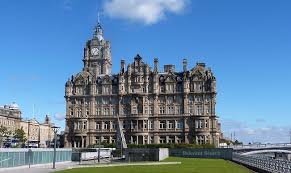 Viajar a edimburgo es conocer una de las ciudades medievales más impresionantes de escocia. Hotel The Balmoral En Edimburgo Escocia