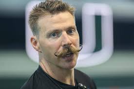 All American offensive lineman Lew commits to Miami