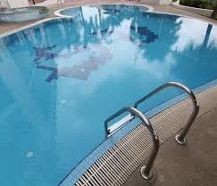 Rooms at the grand riverview hotel feature a modern décor. Pin Op Best Hotels