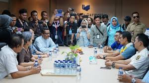 Pabrik sepatu di sukabumi cari di antara 16.100+ lowongan kerja terbaru pekerjaan penuh waktu, sementara dan paruh waktu langganan informasi masukkan irisan sosis, baso dan kembang tahu, aduk rata. Blusukan Ke Pabrik Sandiaga Layani Keluhan Pengusaha Korsel