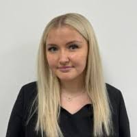 Paige Kimber's Instagram, Twitter & Facebook