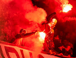 Benfica recebe v.guimarães e técnico encarnado deve conceder minutos a alguns dos jogadores menos utilizados. Ultras On Twitter Vitoria Guimaraes V Benfica Lisboa 04 01 20 Benfica