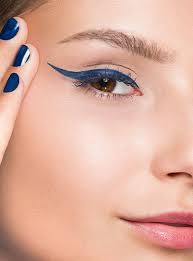 Gözde zeigt euch, wie man blaue augen schminken kann, sodass. Blaues Augen Make Up Schminken Schminktipps Artdeco