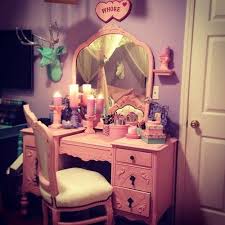 Pin By Ashley Michaele On V A N I T Y Room Home Decor Pastel Room Kawaii Room