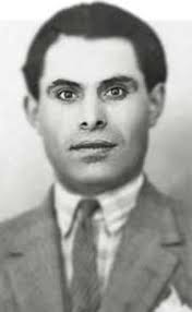 Durruti managed to escape to france, where he came into contact with exiled anarchists, whose influence led to him joining the anarchist cnt union upon his return in january 1919. Biografia De Buenaventura Durruti Su Vida Historia Bio Resumida