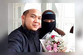 Ini adalah blog khas tentang seorang supermak dari ibu bekerjaya kepada seorang wahm. Suami Dikecam Ini Kata Kata Bidadari Ustaz Ebit Lew Buat Ramai Tersentuh Bawang Rangers