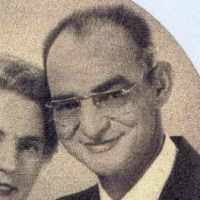 Howard Everett Holt (1905–1980)