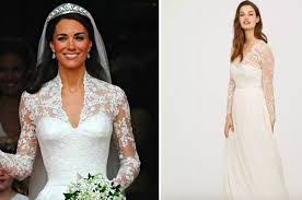 Royal bride kate middleton's wedding dress is an ivory gown with lace applique designed by sarah burton of alexander mcqueen. H Amp M Has A 299 Knockoff Of Kate Middleton S Wedding Dress And It S Beautiful