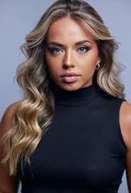 Haley Johnson's Instagram, Twitter & Facebook