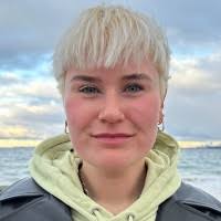 200+ Profile mit dem Suchbegriff „Strohmeyer“