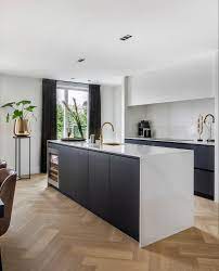 zwart kookeiland met marmerlook werkblad keuken ontwerpen keuken ontwerp keuken interieur