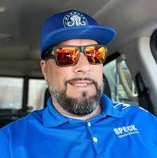 Dan Couch's Instagram, Twitter & Facebook