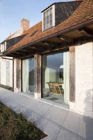 Une Ferme A L Ancienne Dans Les Ardennes Flamandes Planete Deco A Homes World Maison Flamande Maisons Exterieures Maison D Architecture