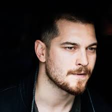 Cagatay Ulusoy Worldwide Fans Cuworldwidefans On Instagram Sarp Yilmaz Icerde Kardeslericerde Cag Cagatay Ulusoy Handsome Celebrities Movie Soap