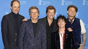 Listen to die toten hosen | soundcloud is an audio platform that lets you listen to what you love and share the sounds you create. Dfb Zeichnet Die Toten Hosen Mit Julius Hirsch Preis Aus Dfb Deutscher Fussball Bund E V