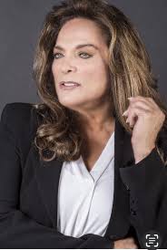 Adela Gregory (@adelagregory)