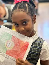 All about the Portuguese flag! Our second graders did a great job with this  fun activity learning about how connected the Portuguese culture is to our  Catholic faith. Did you know the