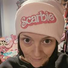 Married couples paying each other back for coffee