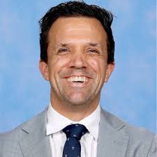 I like to say I took the long route to where I am… In this issue of INCITE  I talk about my journey to librarianship, setting realistic goals, and  challenging myself to