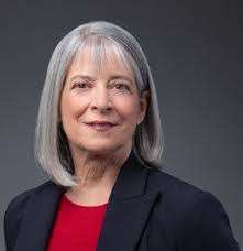 Alicia Pare's Instagram, Twitter & Facebook