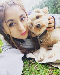 Daniela Caro Vargas (@daniela.dv810) • Instagram photos and videos