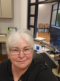 Afc urgent care has empty chairs