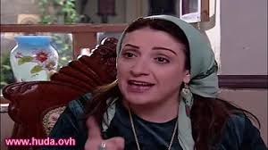 كشفت الفنانة السورية، هدى شعراوي، الشهيرة بشخصية أم زكي الداية في باب الحارة، عن أن شخصيتها في الجزء العاشر، إخراج محمد زهير كانت هدى الشعراوي سيدة أرستقراطية إقطاعية، تبجل الأشراف على بنات الطبقة الفقيرة، والدها متهم بالتخابر مع الانجليز وحياتها مليئة. ØªØ­Ù…ÙŠÙ„ Ø§Ù… Ø²ÙƒÙŠ ÙˆÙ„ÙŠ Ø¹Ù„Ù‰ Ù‚Ø§Ù…ØªÙŠ