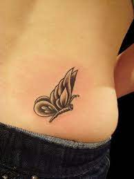 15 Stunning Butterfly Tattoo On Lower Back For Female Tattoo Noir Kleiner Schmetterling Tattoo Schmetterling Tattoo Bedeutung Coole Kleine Tattoos