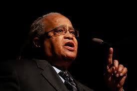 Phil Lawson's Instagram, Twitter & Facebook