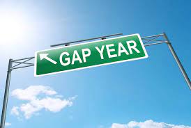 Considering taking a gap year after high school? Gap Year 8 Moglichkeiten 3 Vorteile 3 Risiken