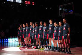 « c'est dur, parce que le japon joue un basket atypique. Jo Les Equipes De France En Route Pour Le Japon Basket Europe