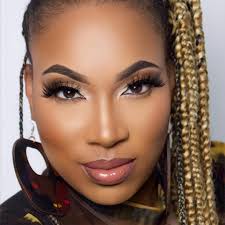 Nicole Hooks's Instagram, Twitter & Facebook