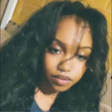 Looking for girls to play Minecraft together