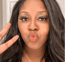 Jessica Bellamy's Instagram, Twitter & Facebook