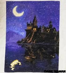 Quelques Petites Croix Et Poudlard Apparait Sous Les Etoiles Broderie Point De Croix Croix Point De Croix