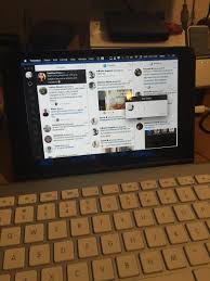 Check out how to use your ipad as a drawing tablet with your favourite pc apps like blender and photoshopthe apps (not sponsored): Yam Display Yamdisplay Twitter