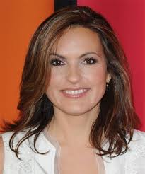 Find images and videos about svu, mariska hargitay and olivia benson on. 20 Mariska Hargitay Hairstyles Hair Cuts And Colors