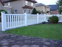 Lattenzaun Kunststoffzaun Weiss Friesenzaun Gartenzaun Zaun Aus Kunststoff Weiss Ebay In 2020 Friesenzaun Gartenzaun Zaun