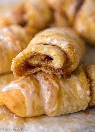 Cinnamon Roll Crescents Sprinkle Some Sugar Crescent Recipes Recipes Food