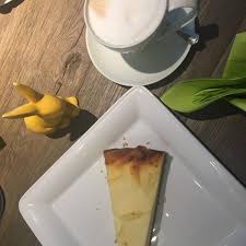 Das dachte sich wohl auch sarina nowak, die ihre fans mit einem heißen schnappschuss aus der wanne trotz dauerfrosts jetzt ordentlich ins schwitzen brachte. Kramer In Der Wanne German Restaurant In Dortmund