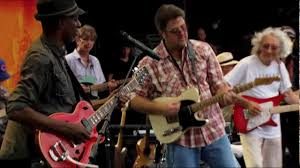 Click subscribe to get the latest videos and songs from crossroads music.crossroads music is a collective of worship artists creating music to help our commu. Eric Clapton Lay Down Sally Crossroads 2010 Official Live Video Youtube