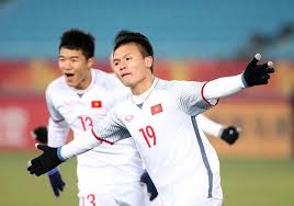 Màu son đỏ, cam đất hay thậm chí là màu hồng khiến cho đôi môi và gương mắt của các chân dài quyến rũ và tươi tắn hơn. U23 Viá»‡t Nam 2 Sieu Pháº©m Quang Háº£i Thá»'ng Trá»‹ Ban Tháº¯ng Ä'áº¹p Nháº¥t Chau A