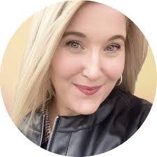 Amy Deppe's Instagram, Twitter & Facebook